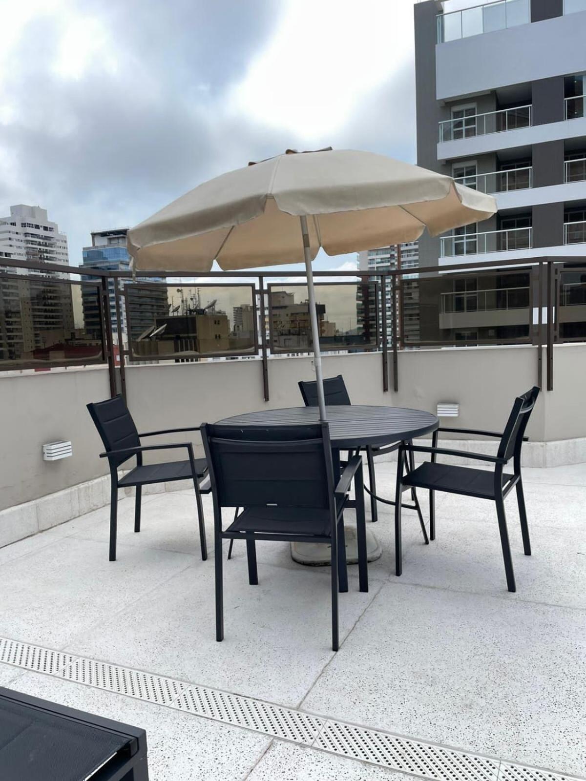 סנטוס Flat No Hotel Cosmopolitan Com Estacionamento Gratis E Piscina מראה חיצוני תמונה